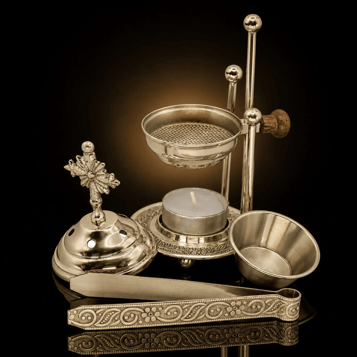 Weihrauchbrenner Messing Gold mit Kreuzdeckel Sieb und Teelicht ohne Kohle