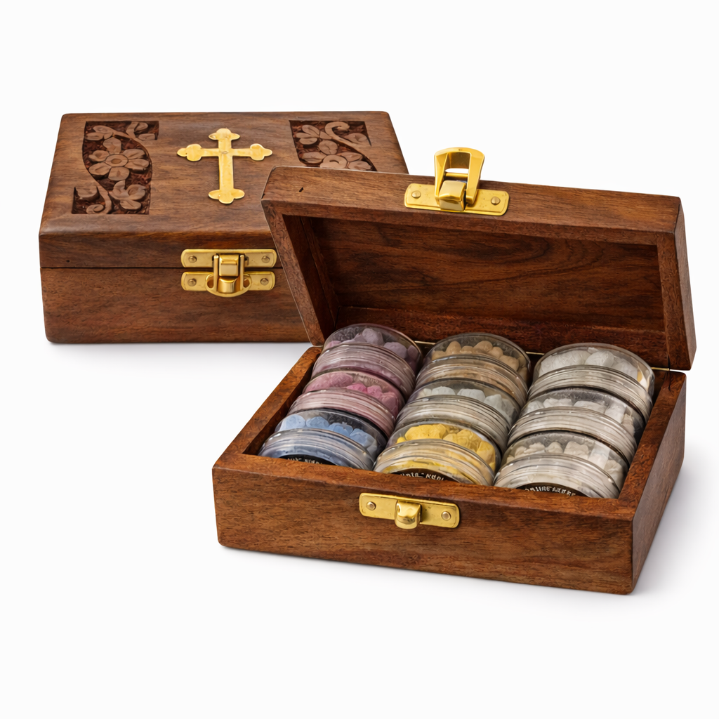 Kloster Weihrauch Geschenkset in Holzbox mit Kreuzgravur und 9 Duftsorten