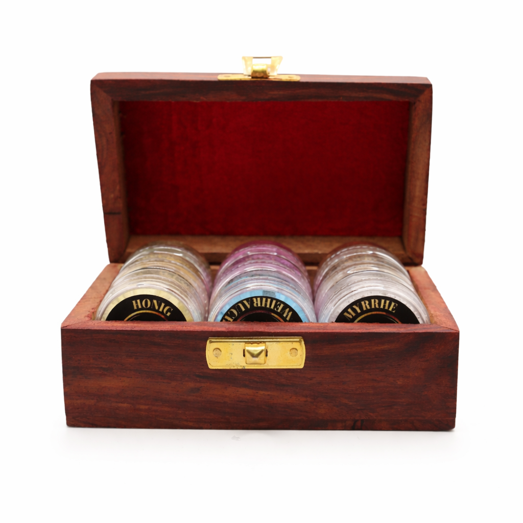 Kloster Weihrauch Geschenkset in Holzbox mit Kreuzgravur und 9 Duftsorten