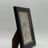 Ikone Gottesmutter von Wladimir – Silber-Gold-Relief mit Ständer 6 Ikone Gottesmutter von Wladimir Silber-Gold-Relief seitliche Ansicht mit Ständer